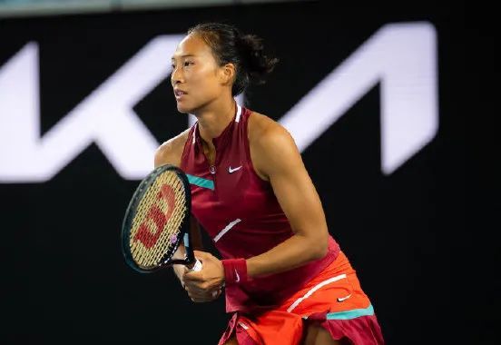  丘里奇ACE雨突袭，创纪录横扫晋级第二轮