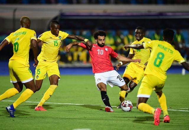  世界杯预选赛激战正酣多支球队争夺出线权