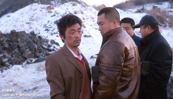 草地赛季遭遇极端天气,多场比赛被迫延期举行